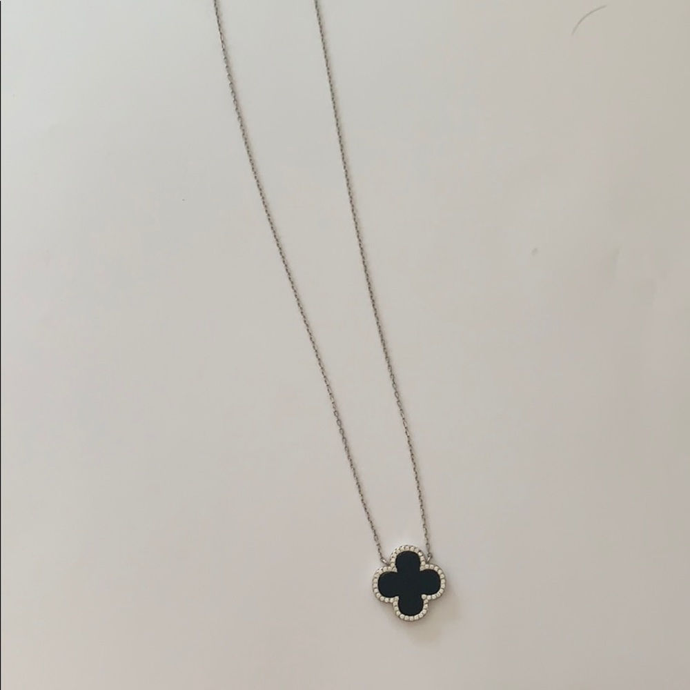 Clover necklace